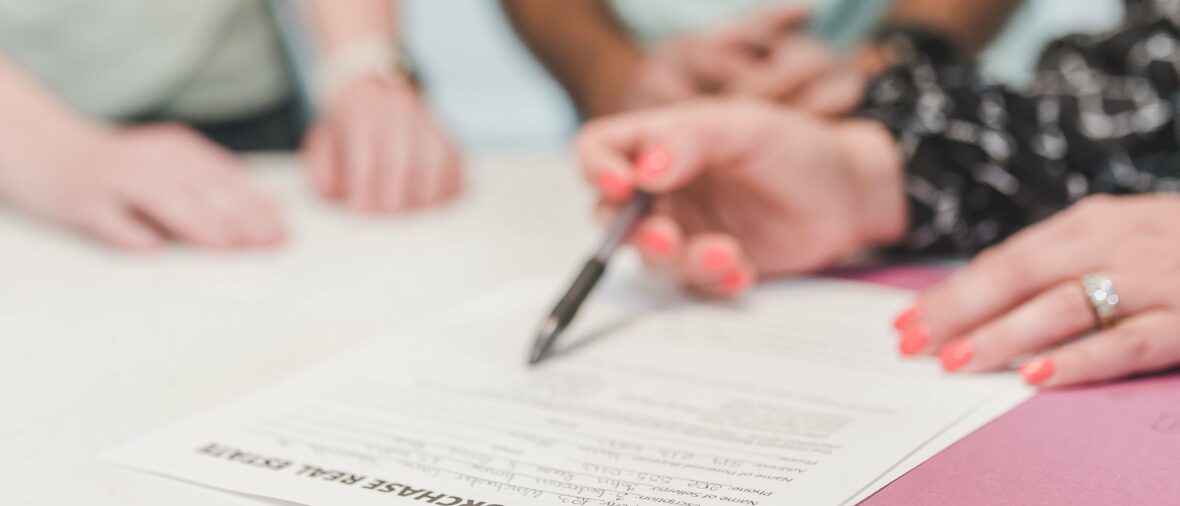 Compromis de vente immobilier : contenu, délais et conditions suspensives